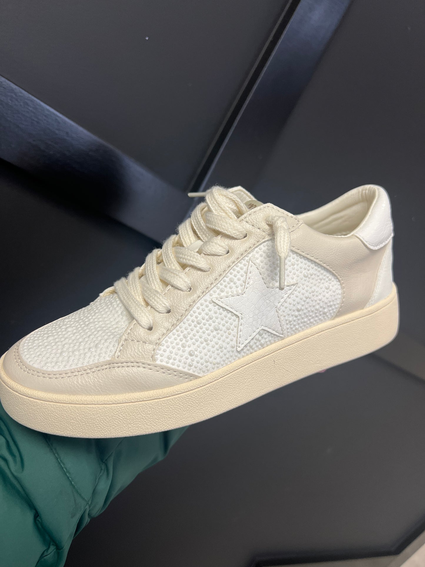 Pearl Sneakers