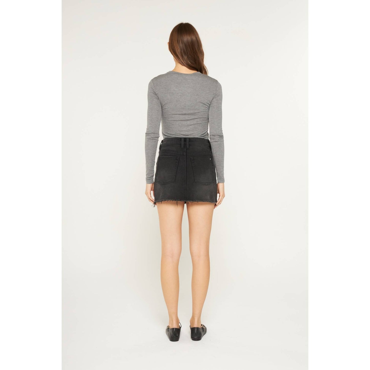 HIGH RISE RAW HEM MINI SKIRT