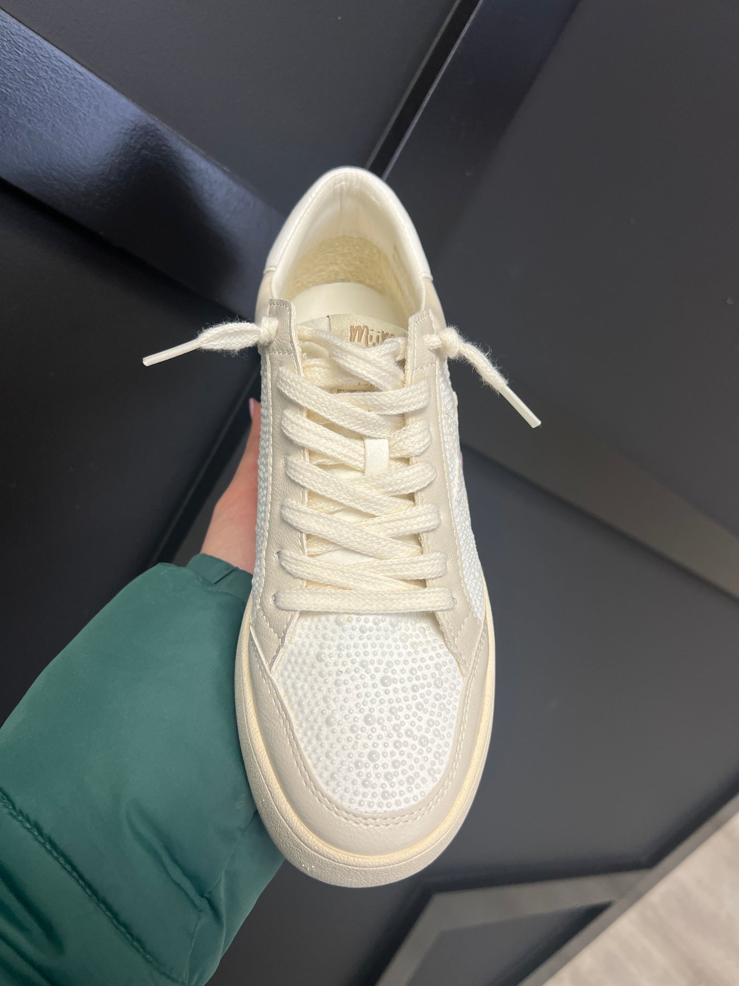 Pearl Sneakers