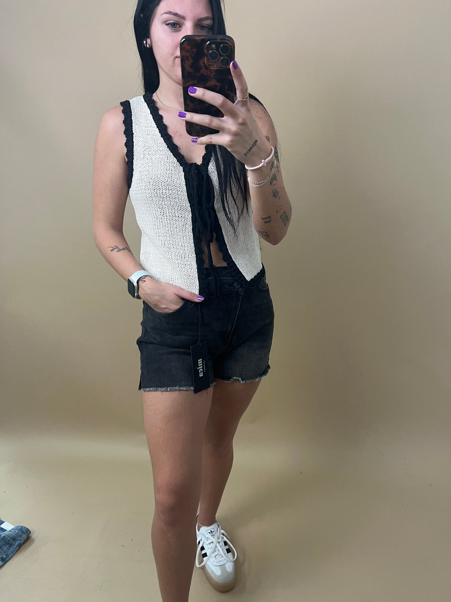 Scalloped Tie Tank