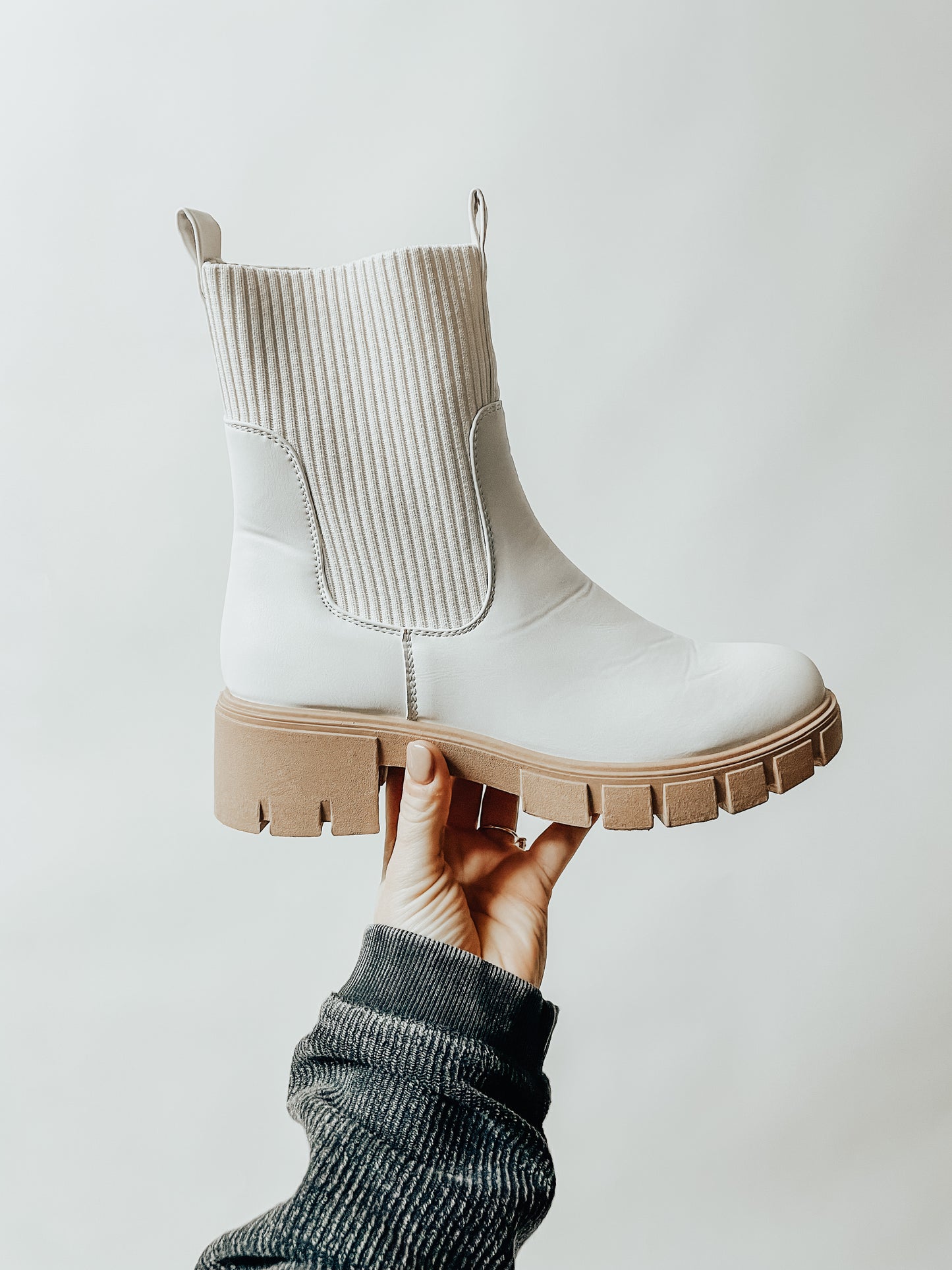 White Chelseah Boots