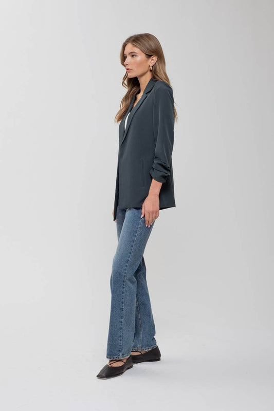 3/4 RUCHED SLEEVE BLAZER