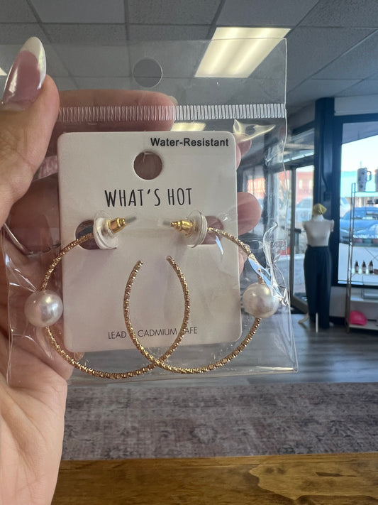 Gold Textured Pearl Hoop