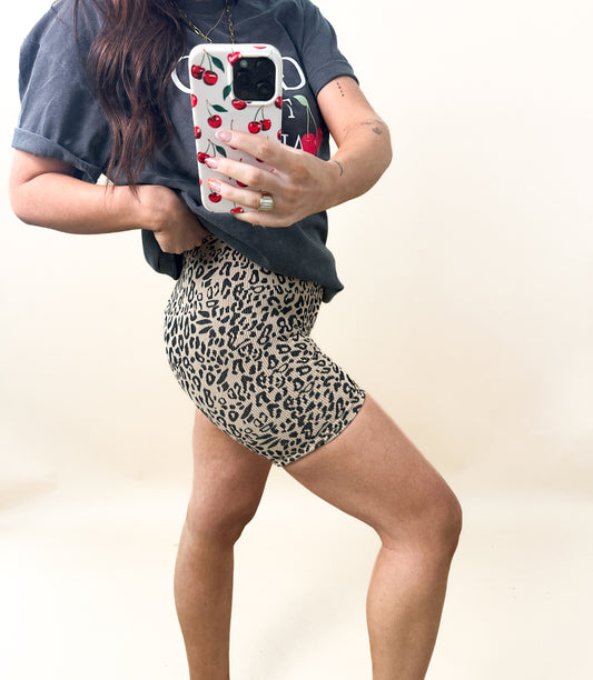 LEOPARD PRINTED BIKER SHORTS