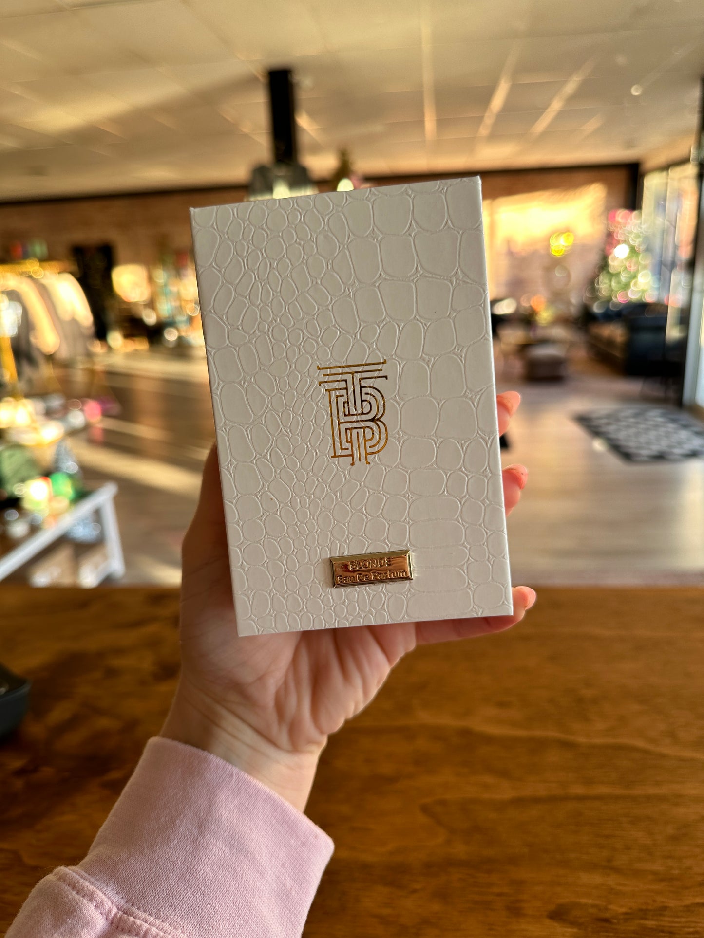 Thomas Blonde Perfume - JT & B