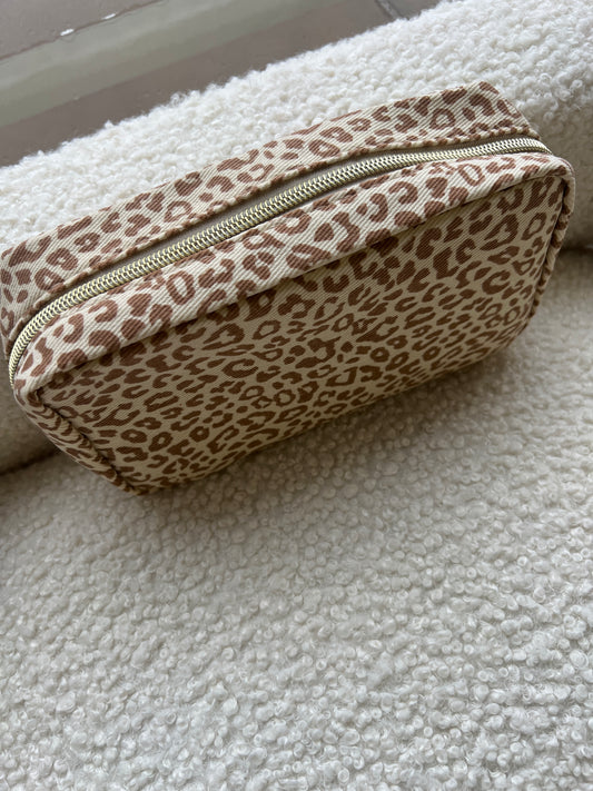 Mini leopard bag