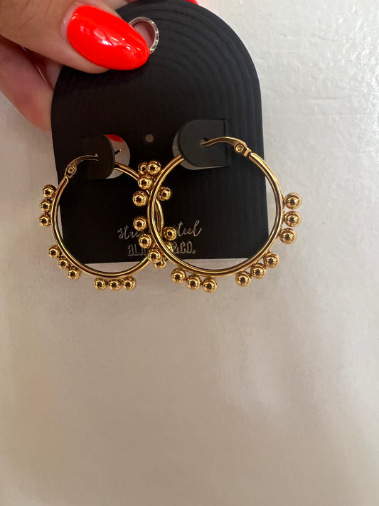 Triple Ball Textured Metal Hoop